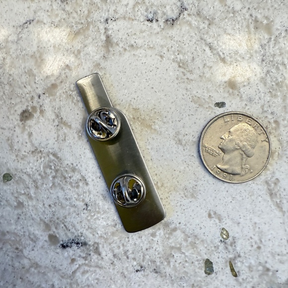 Caudalie Push pin - Picture 3 of 3